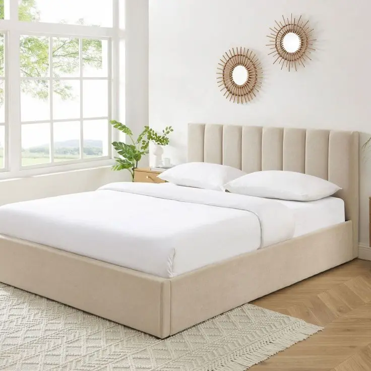 white Regine Bed