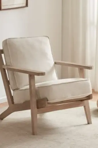 Classic Wooden Chair: Timeless Elegance for Your Home