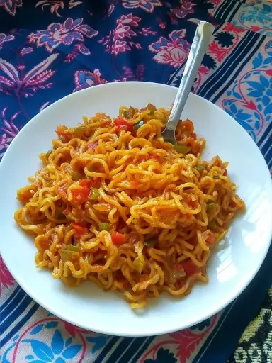 Vegetable Masala Maggi Noodles