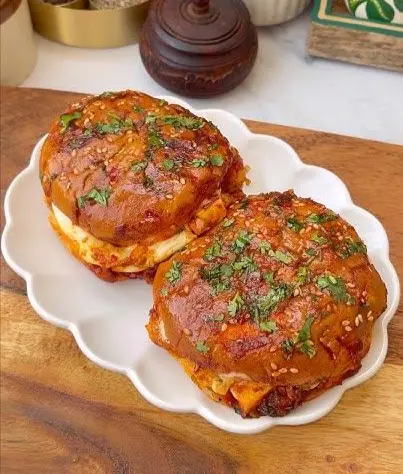 Street Style Spicy Tawa Burger