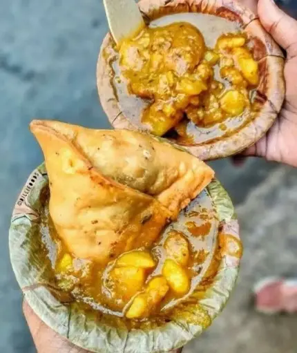 Samosha with aloo ki sabji