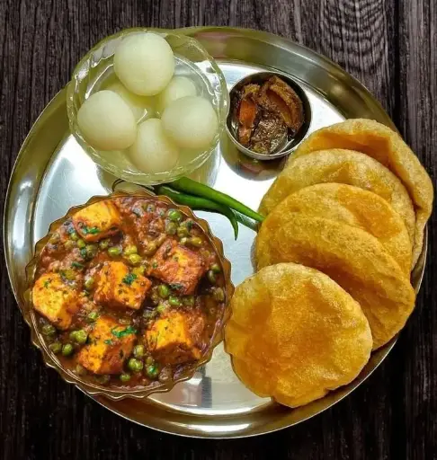 Paneer Puri + rasgulla+ Achar +Mirchi