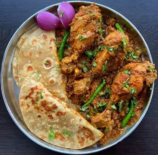 Chicken plate (Leg Peace + Layar pratha